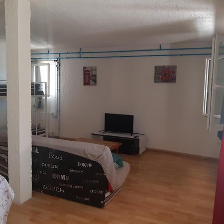 Gogo Location 1 Appartement Forest-Saint-Julien Buitenkant foto