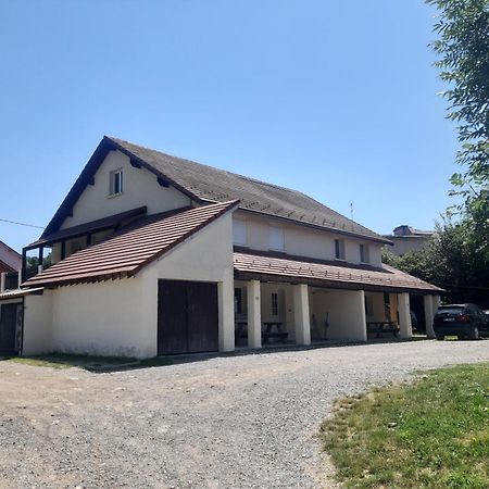 Gogo Location 1 Appartement Forest-Saint-Julien Buitenkant foto